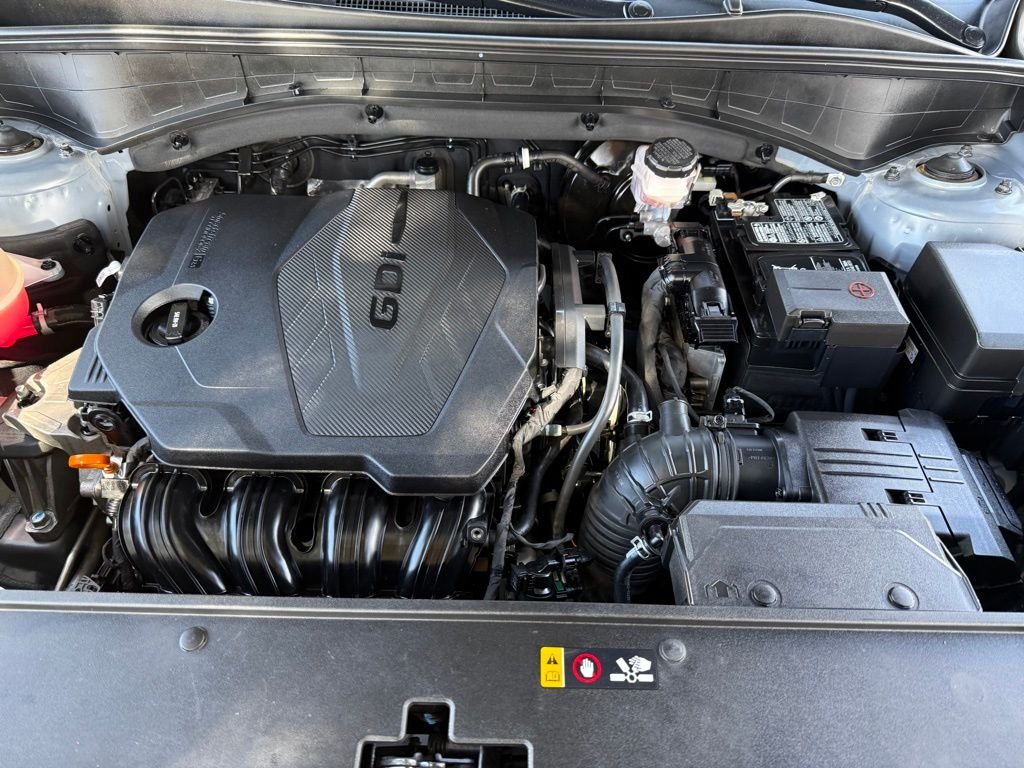 Used 2022 Silver Kia LX image 10