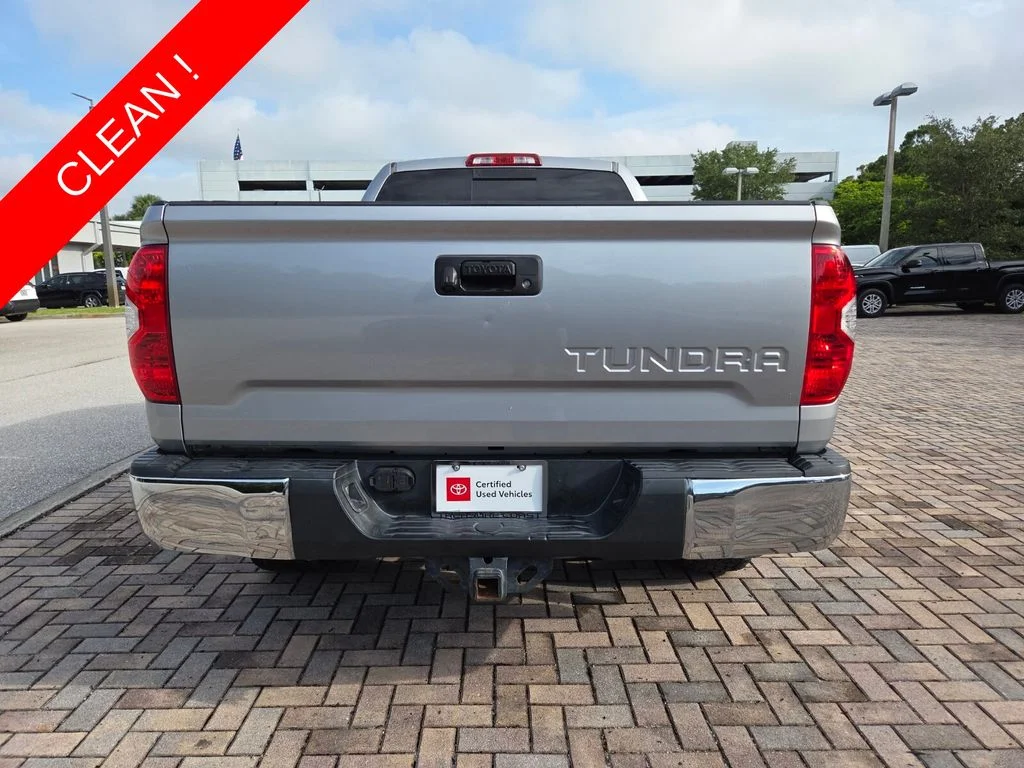 Used 2016 Silver Toyota SR5 image 10