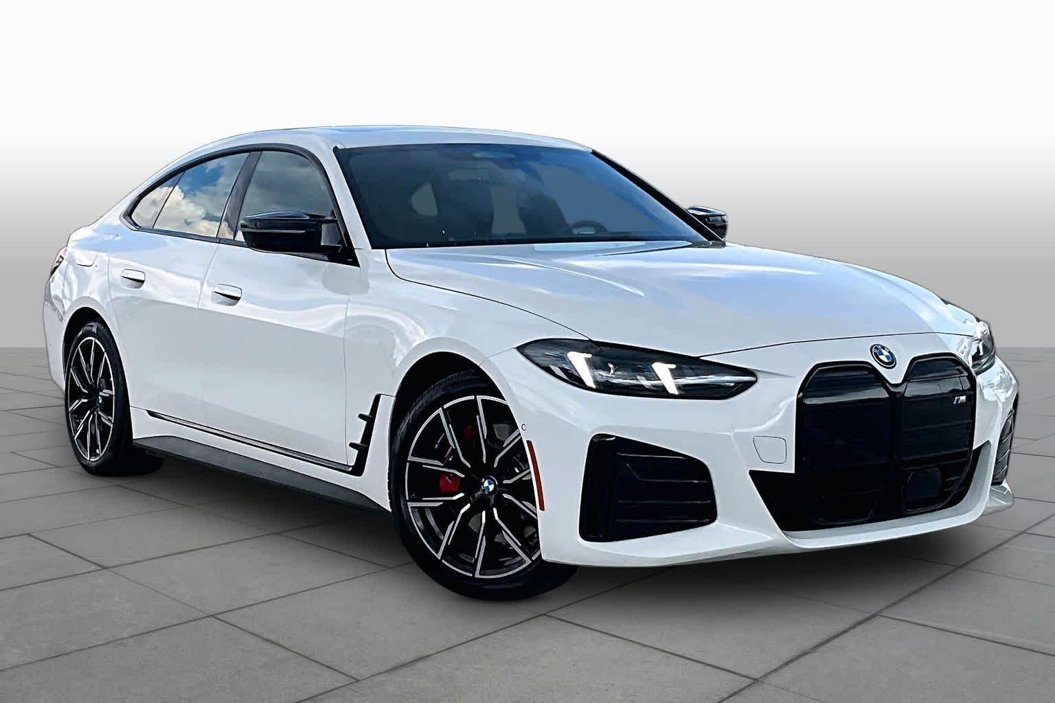 Used 2025 Alpine White BMW M50 image 2
