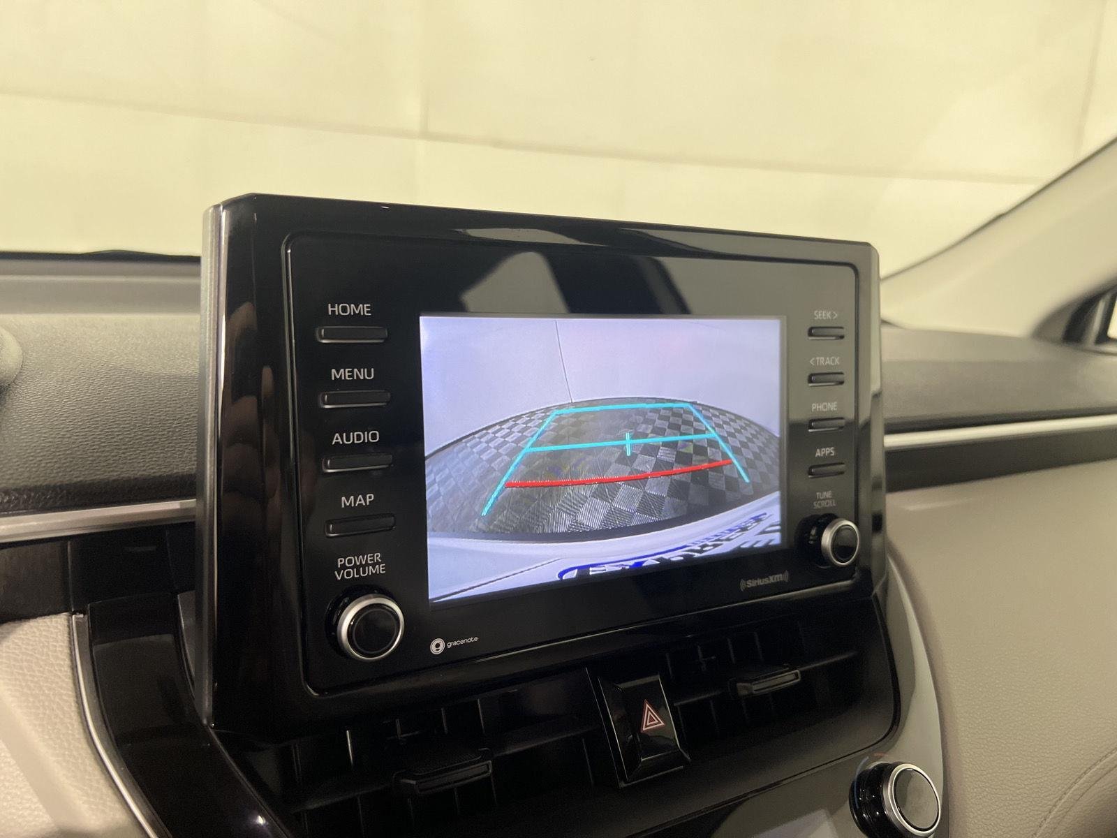 Used 2022 Wind Chill Pearl Toyota L image 29