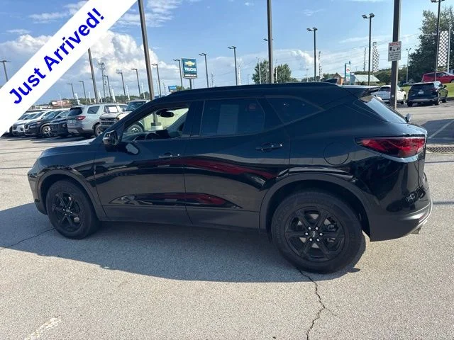 Used 2023 Black Chevrolet LT image 6