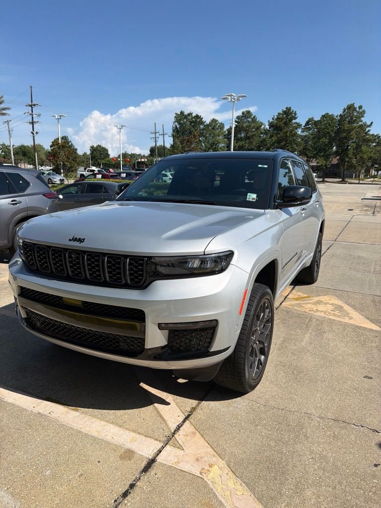2023 Jeep Grand Cherokee L Summit