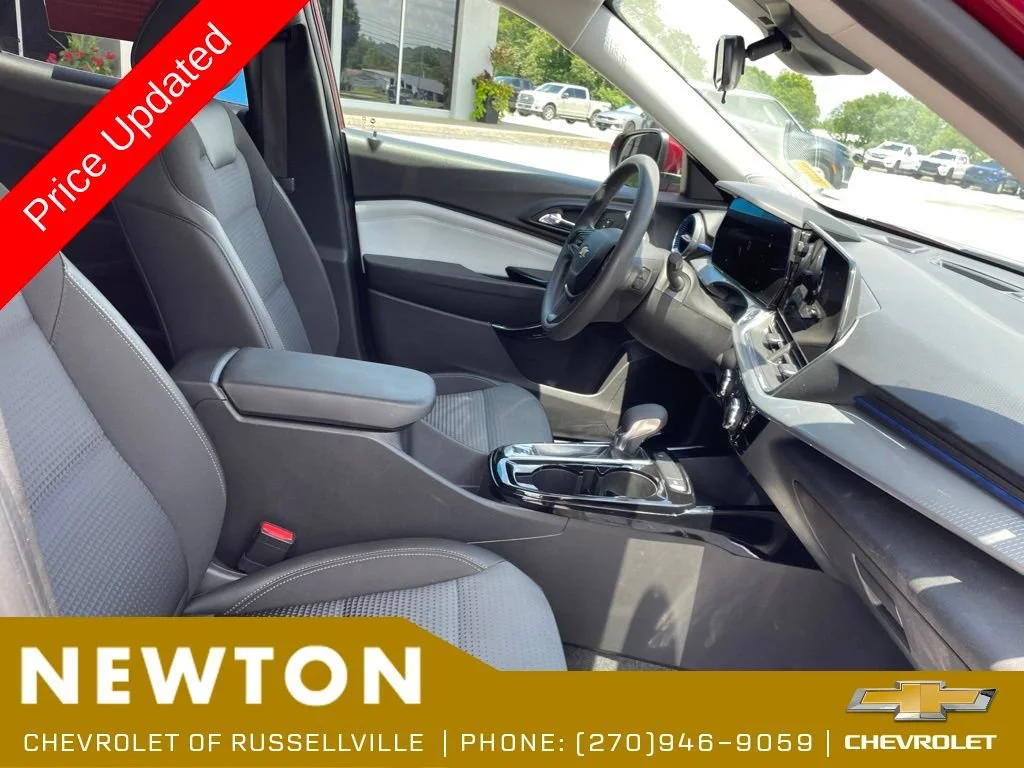 Used 2024 Crimson Metallic Chevrolet LT image 20