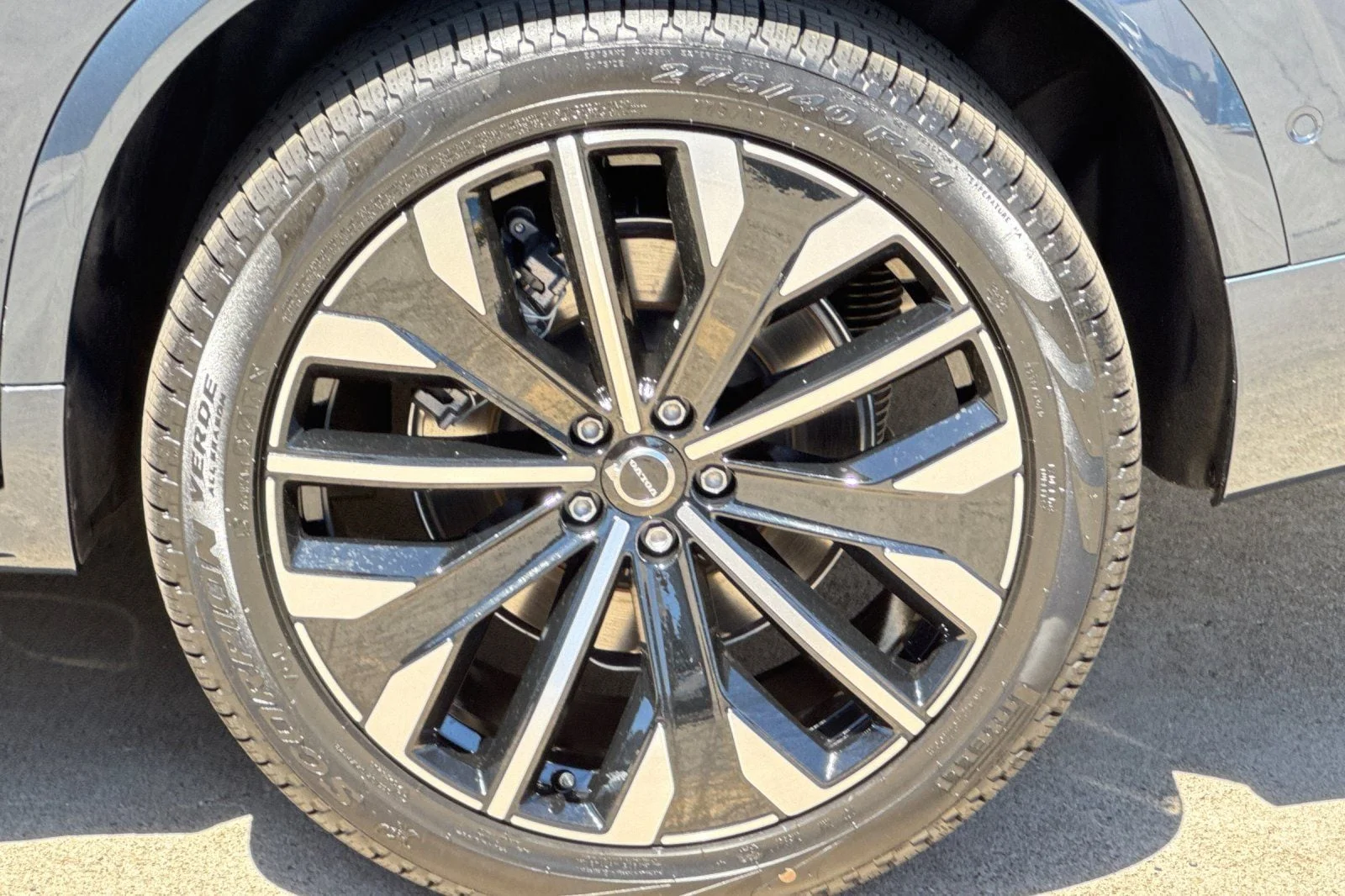 New 2026 Denim Blue Volvo T8 Plus 7-Seater image 11