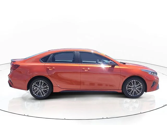 Used 2024 Red Kia GT-Line image 4