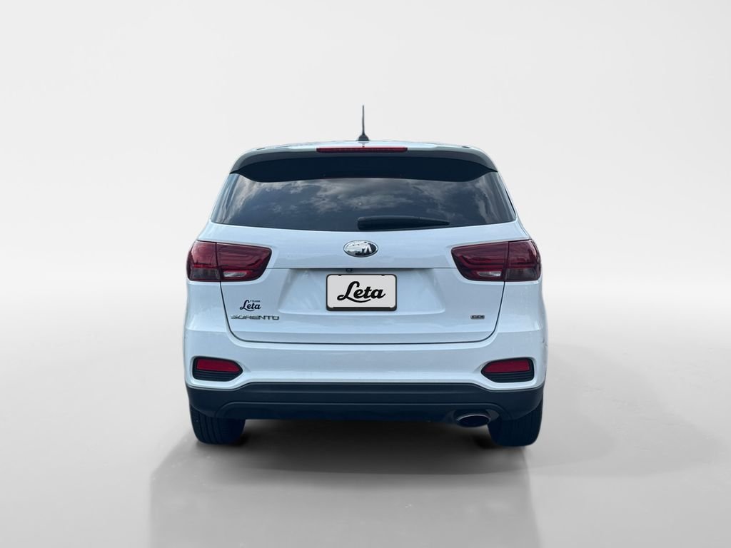 Used 2019 Snow White Pearl Kia LX image 5