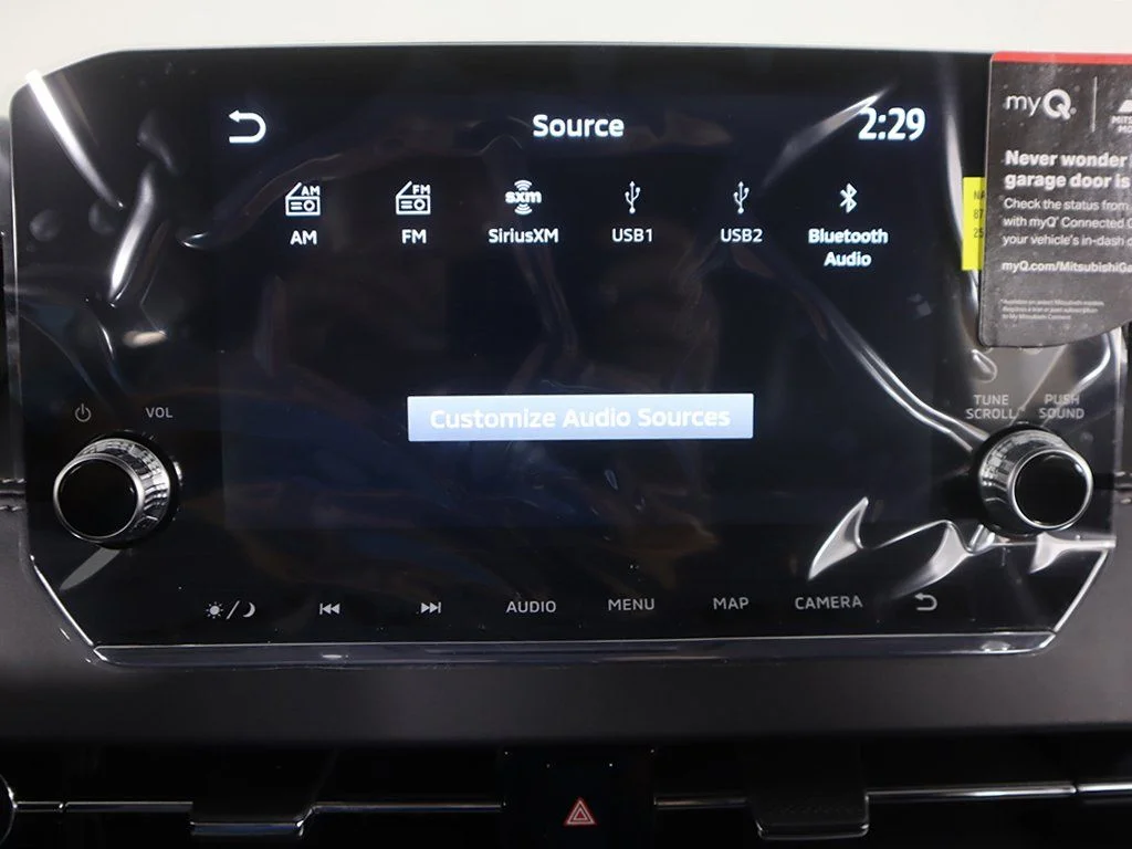 Used 2024 Red Mitsubishi SE image 44
