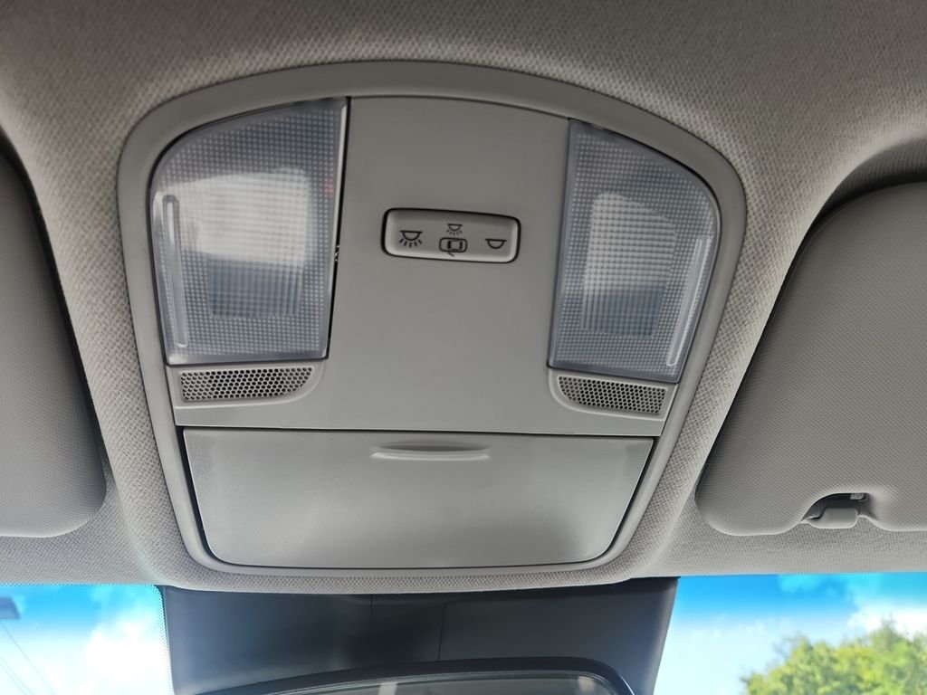 Used 2023 Gray Hyundai SEL image 22