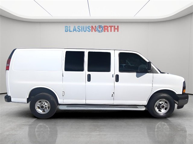 2024 Gmc Savana 2500 Cargo photo 4