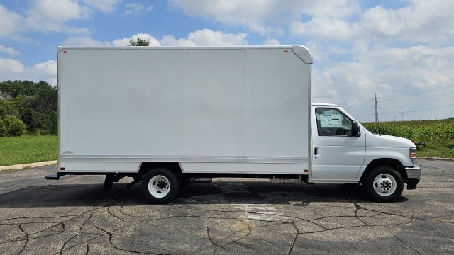 New 2027 Oxford White Ford Base image 2