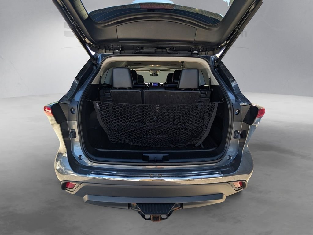 Used 2023 Gray Toyota XLE image 24
