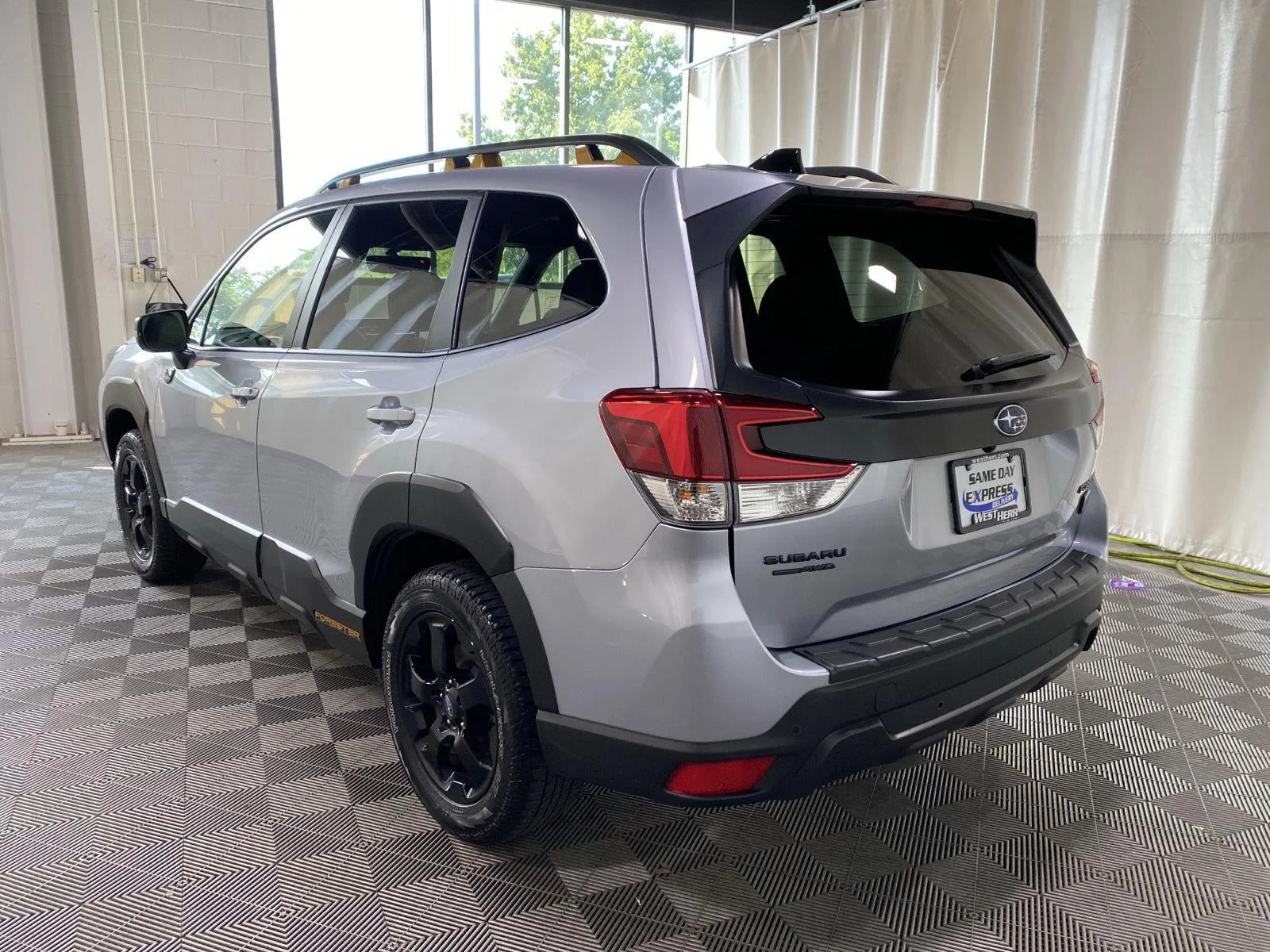 Used 2024 Magnetite Gray Metallic Subaru Wilderness image 5
