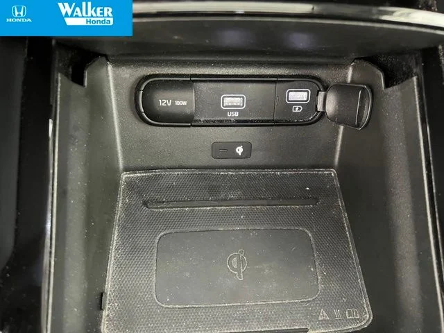 Used 2022 Black Kia EX image 31
