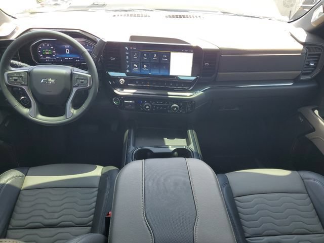 Used 2024 Black Chevrolet ZR2 image 26