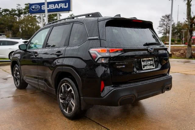 New 2026 Crystal Black Silica Subaru Limited image 4