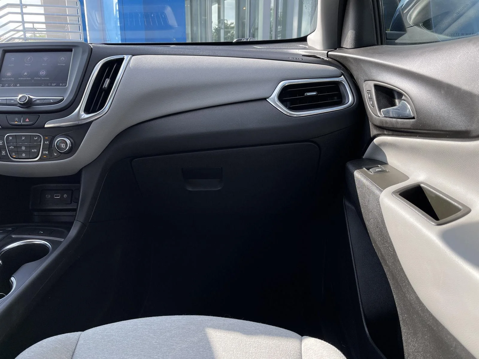 Used 2024 Lakeshore Blue Metallic Chevrolet LT image 31