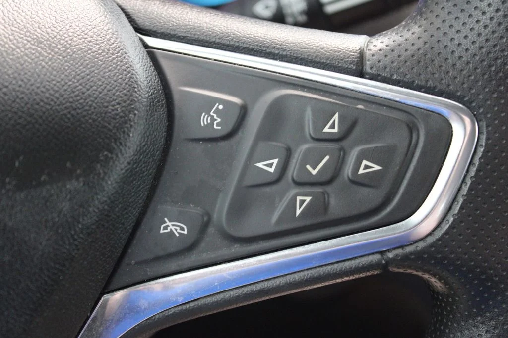 Used 2021 Black Chevrolet LT image 22