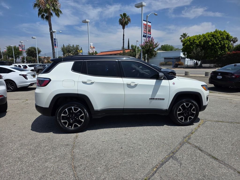 Certified Used 2020 White Jeep Trailhawk image 4