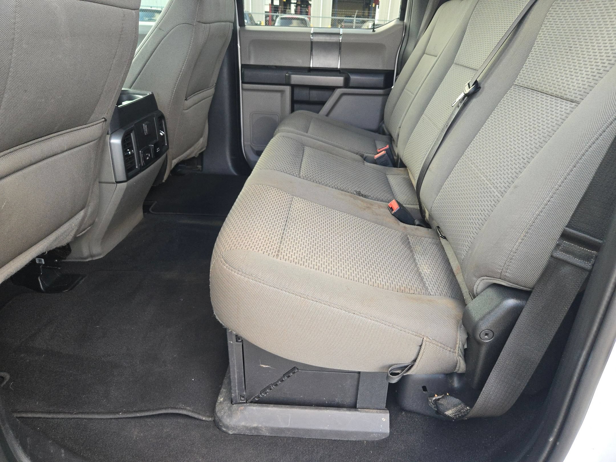 Used 2020 White Ford XLT image 13