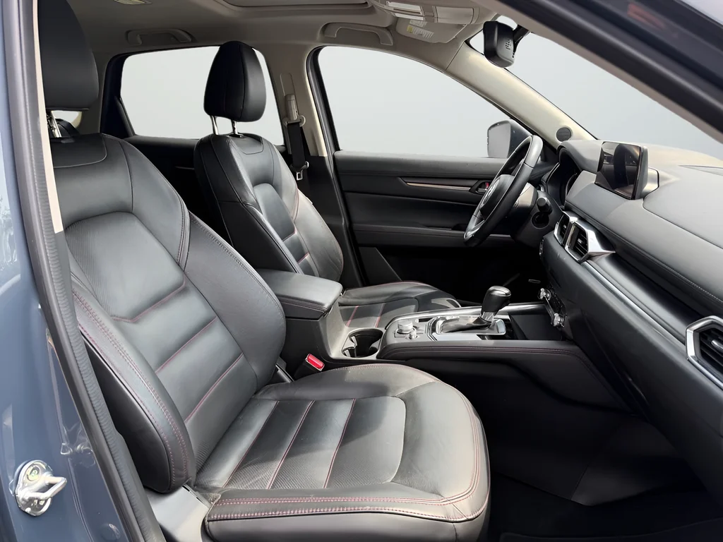 Used 2024 Gray Mazda 2.5 S Carbon Edition image 27