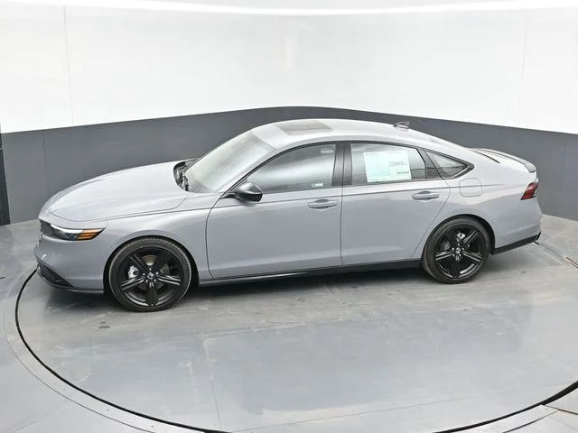 New 2026 Urban Gray Pearl Honda Sport-L image 33