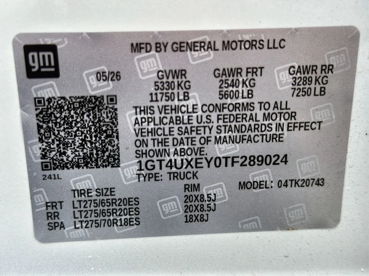 New 2026 Glacier White Tricoat GMC Denali Ultimate image 29