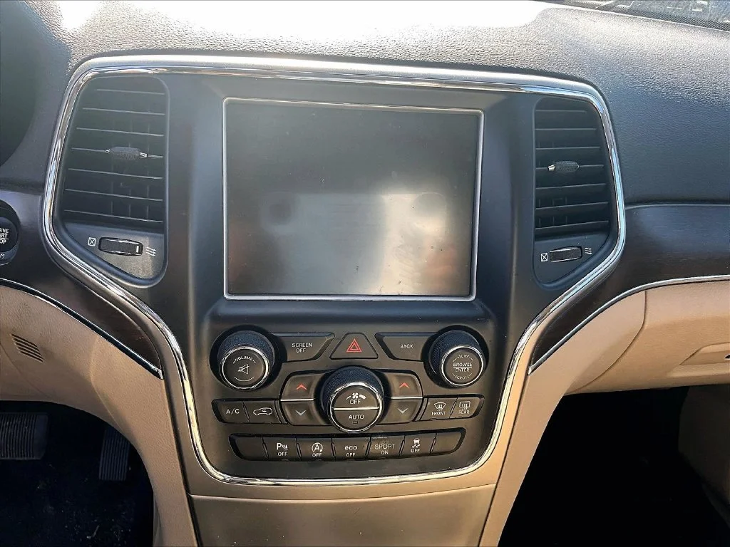 Used 2017 Black Jeep Limited image 24