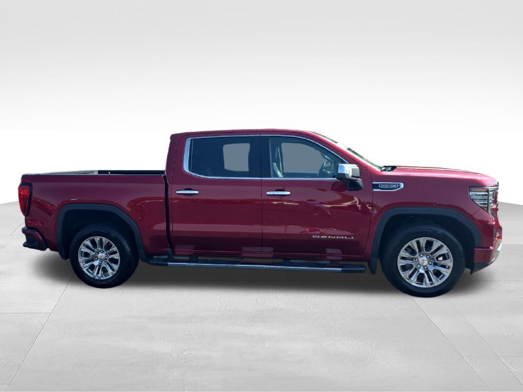 Used 2022 Red GMC Denali image 6