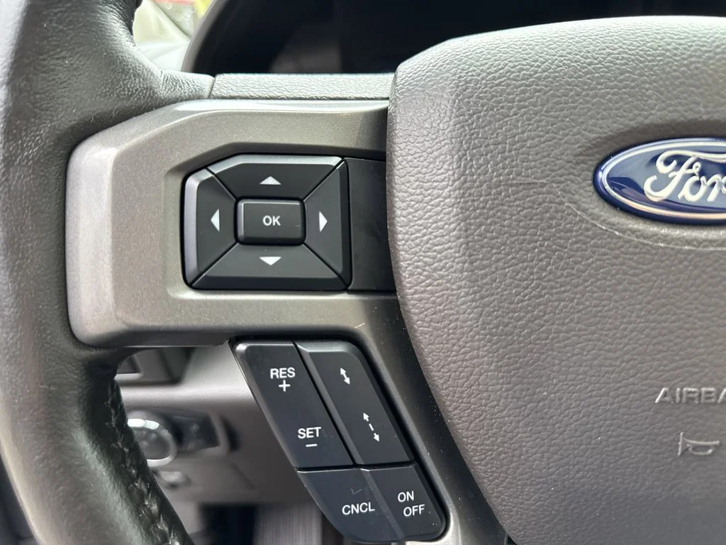 Used 2021 Oxford White Ford XLT image 23