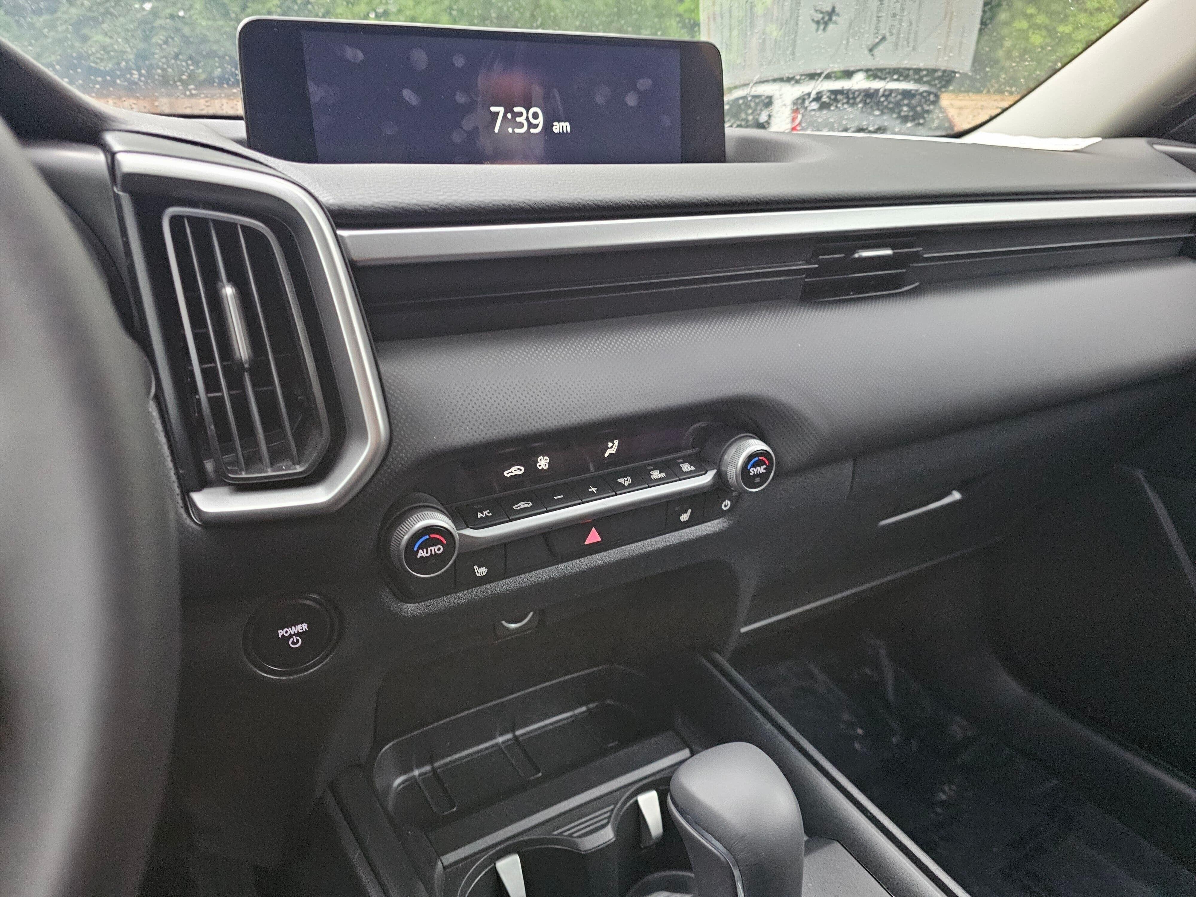2025 Mazda CX-50 Preferred - Photo 28