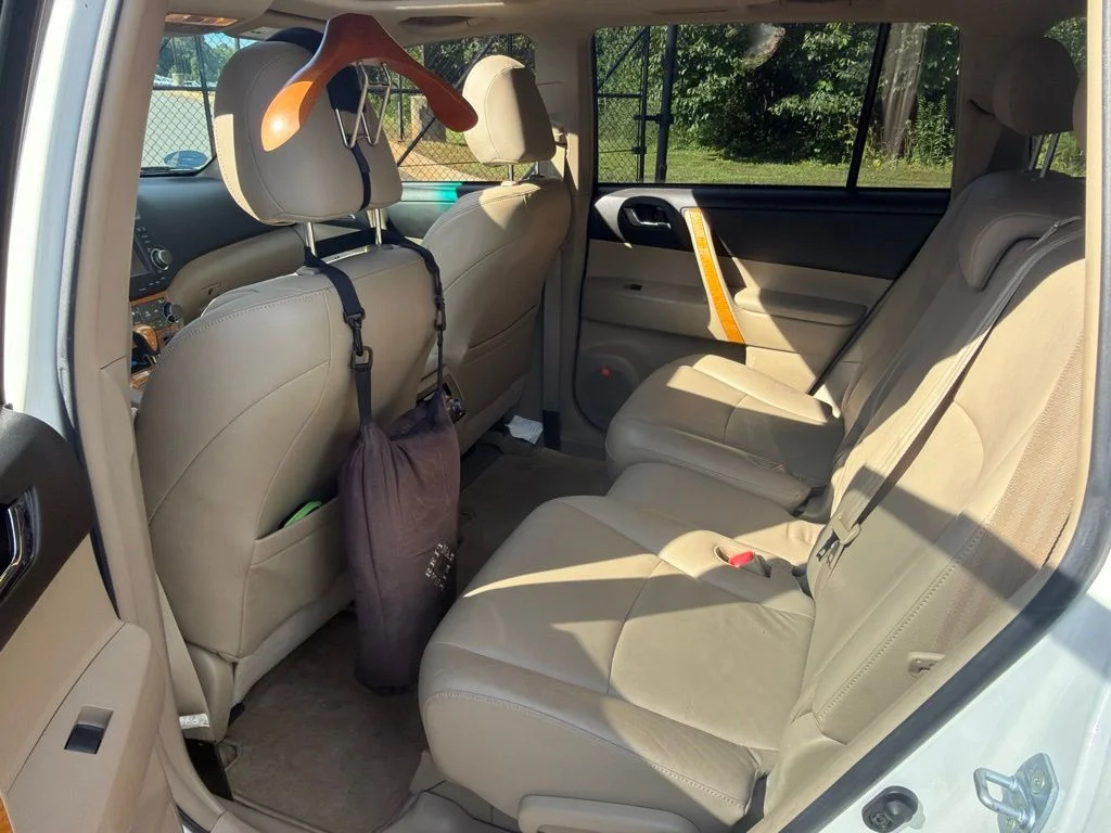 Used 2010 White Toyota Limited image 15