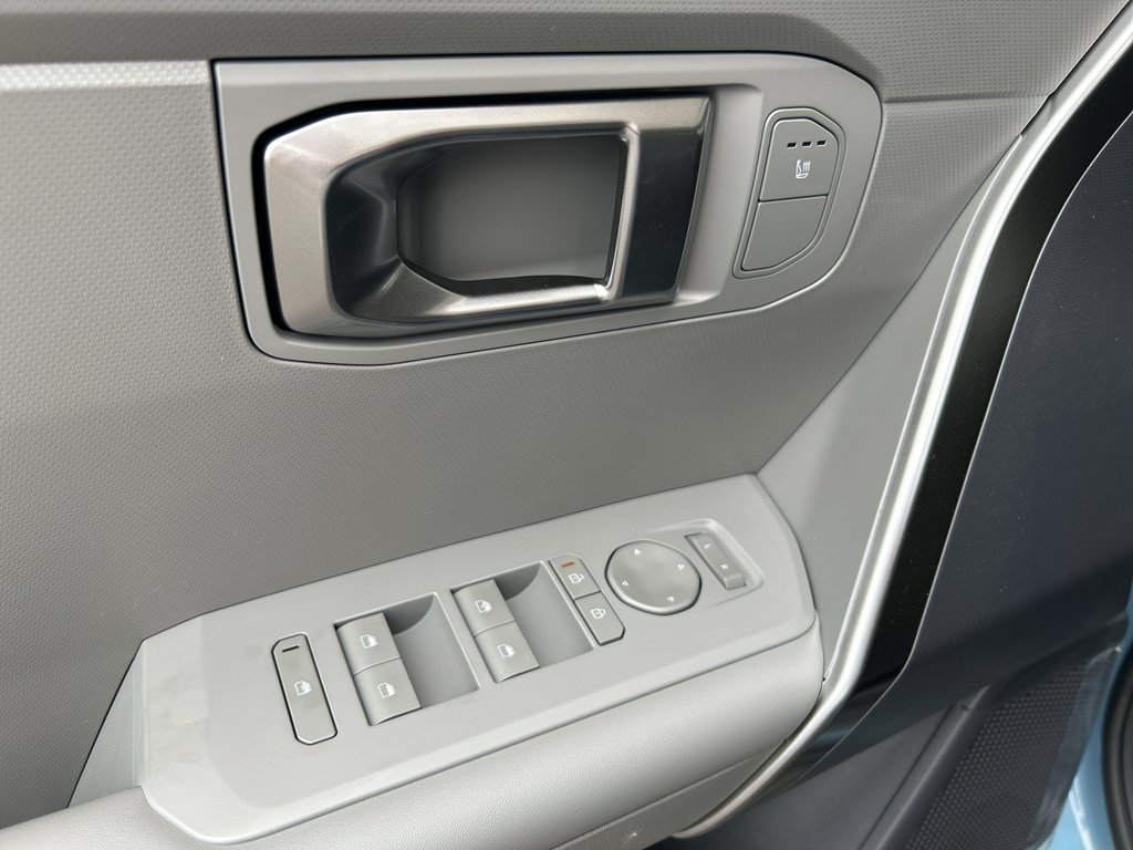 New 2027 Frost Blue / Black Roof Kia S image 16
