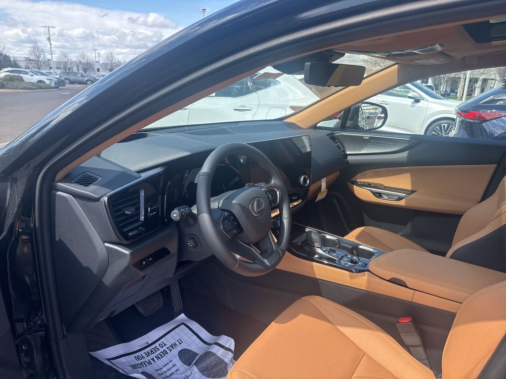 2026 Lexus NX 450h+ Luxury - Photo 7
