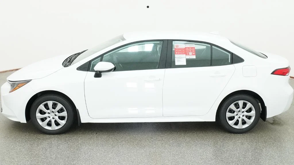 New 2026 Ice Cap Toyota LE image 3