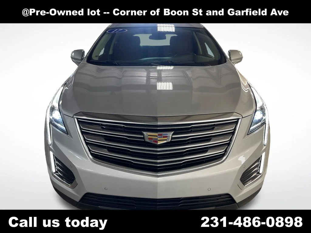 Used 2017 Silver Cadillac Luxury image 8