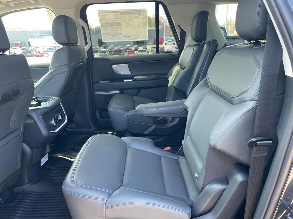 New 2026 Dark Matter Gray Metallic Ford Active image 13