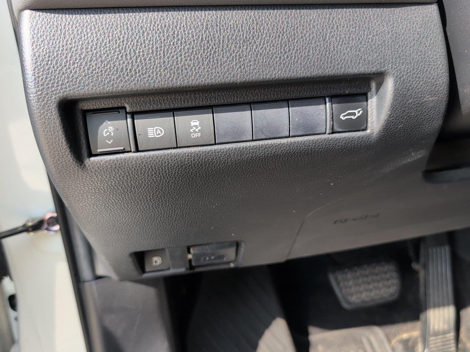 Used 2021 Blizzard Pearl Toyota LE image 30