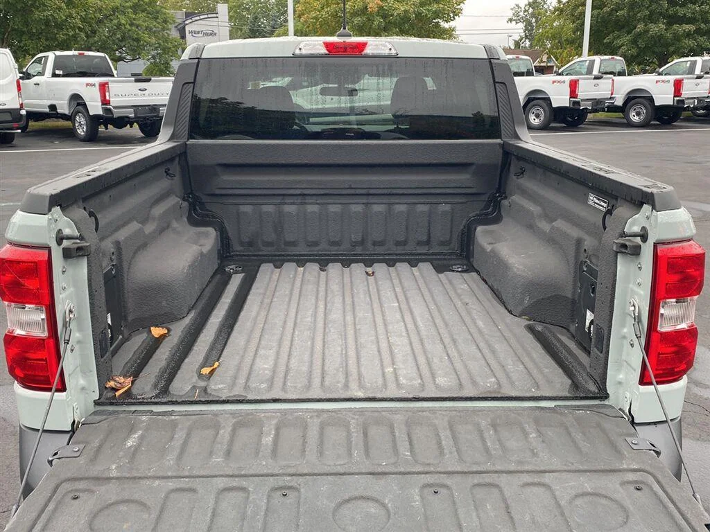 Used 2022 Oxford White Ford XLT image 12