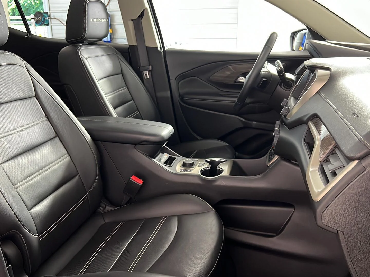 Used 2023 Ebony Twilight Metallic GMC Denali image 26