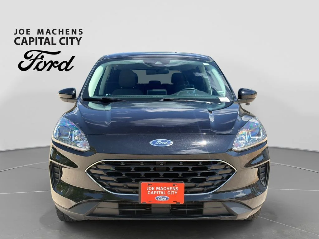 Used 2022 Agate Black Metallic Ford SE image 10