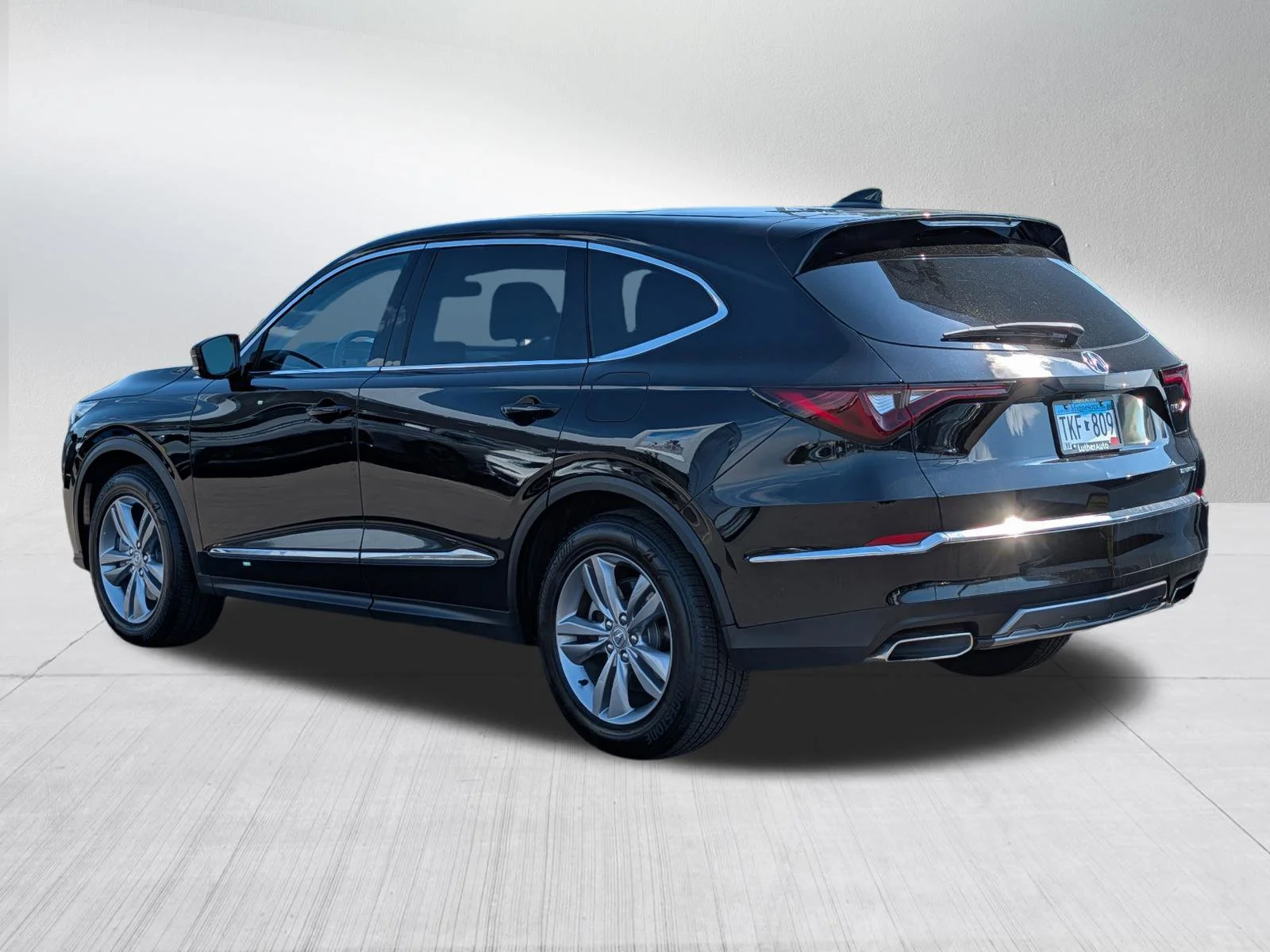 Certified Used 2026 Majestic Black Pearl Acura  image 5