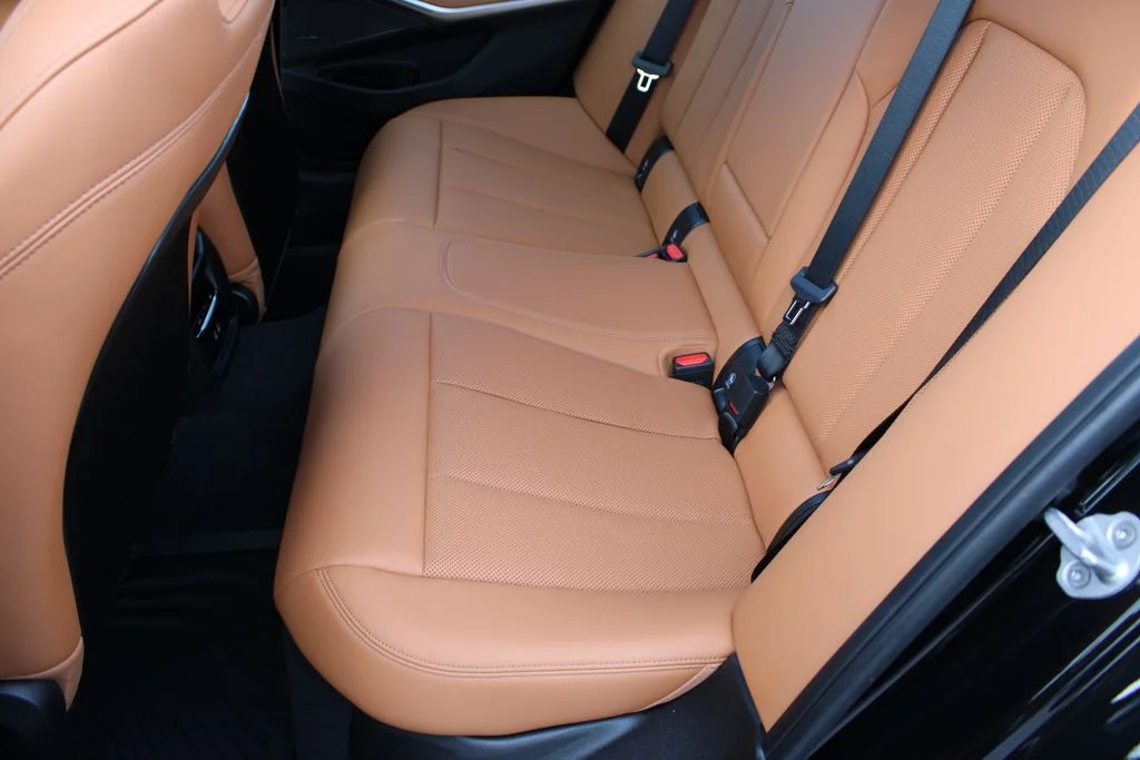 2026 BMW 3 Series 330i - Photo 23