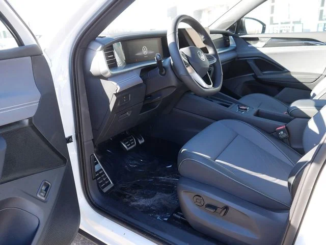 New 2026 White/off-white Volkswagen 2.0T SE R-Line Black image 7
