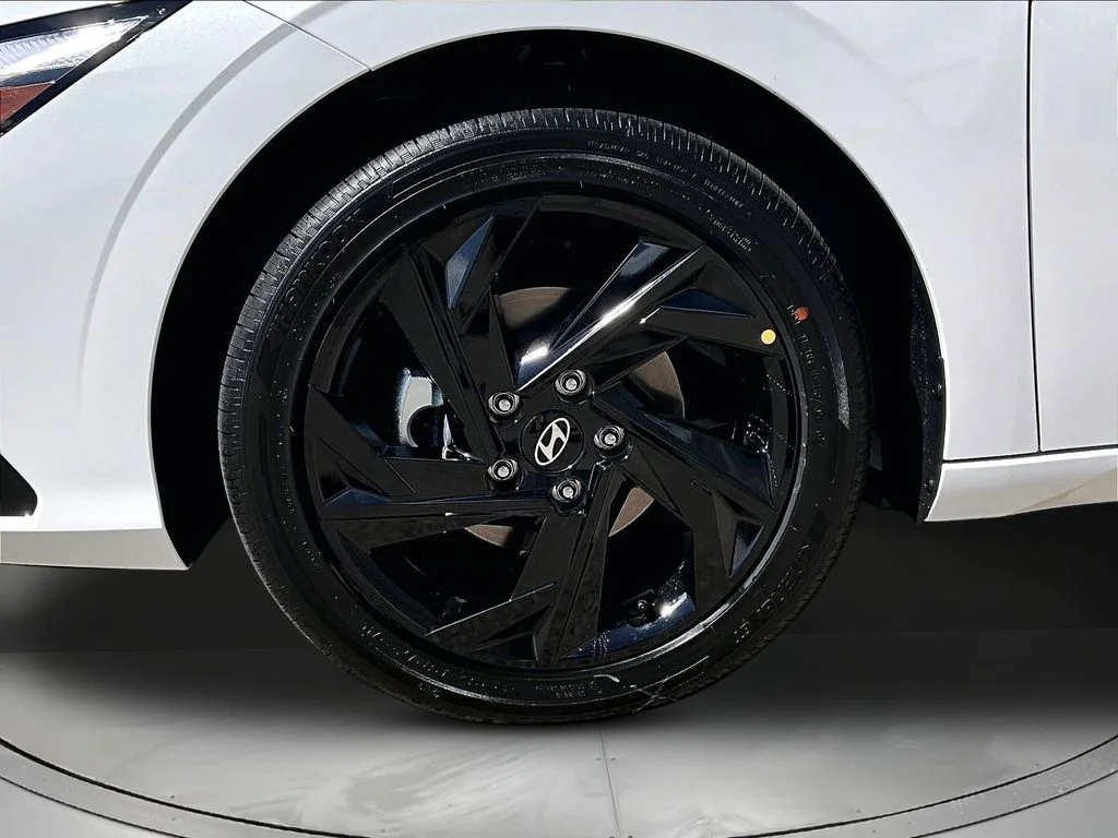 New 2026 White Hyundai SEL Sport image 12