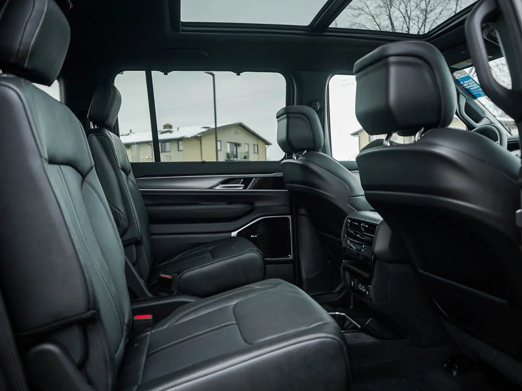 2026 Jeep Grand Wagoneer Limited Reserve - Photo 13