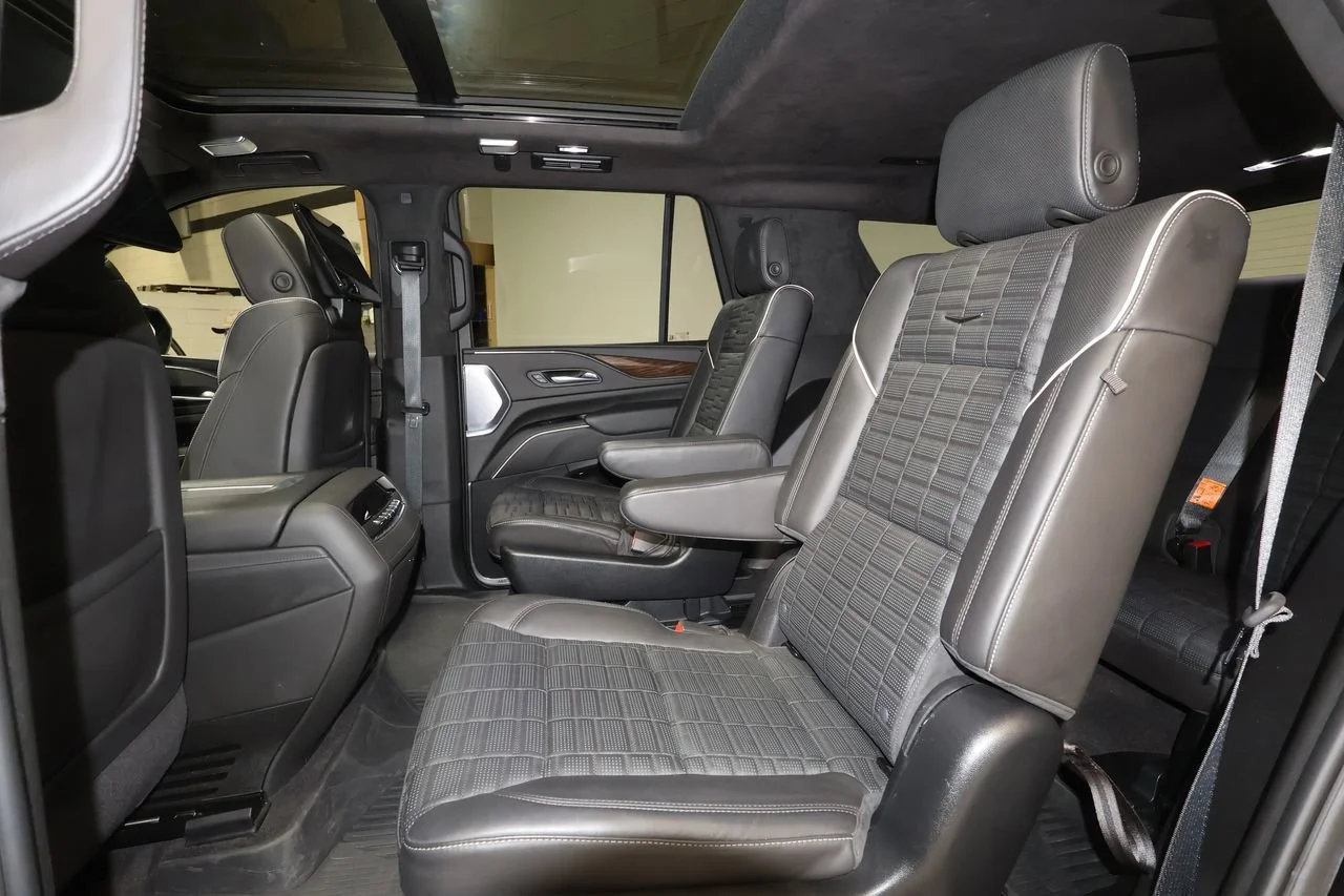 Certified Used 2024 Black Raven Cadillac Sport Platinum image 25