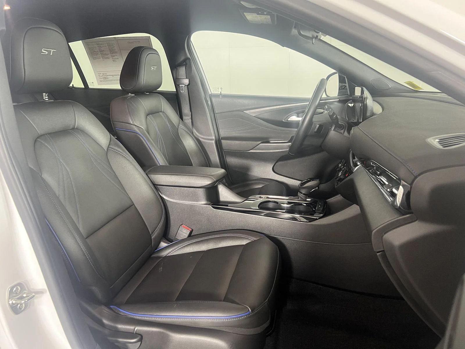 Used 2024 Summit White Buick Sport Touring image 21