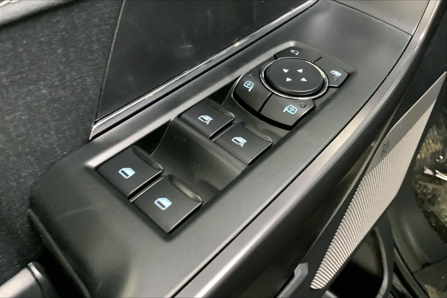 New 2026 Agate Black Metallic Ford Lariat® image 17