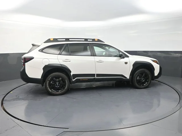 Used 2022 White Subaru Wilderness image 9