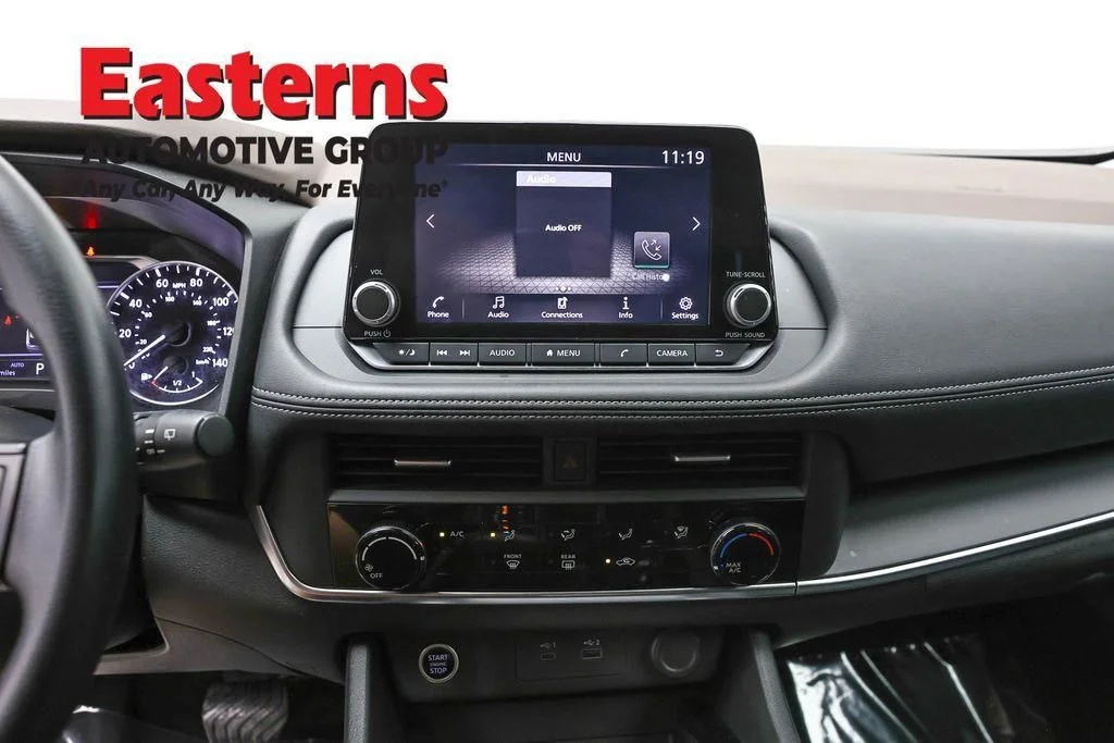 Used 2023 Gray Nissan S image 14